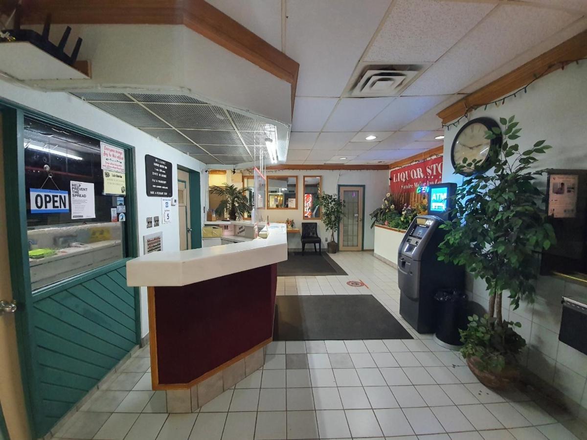 Sundre Motor Inn Экстерьер фото