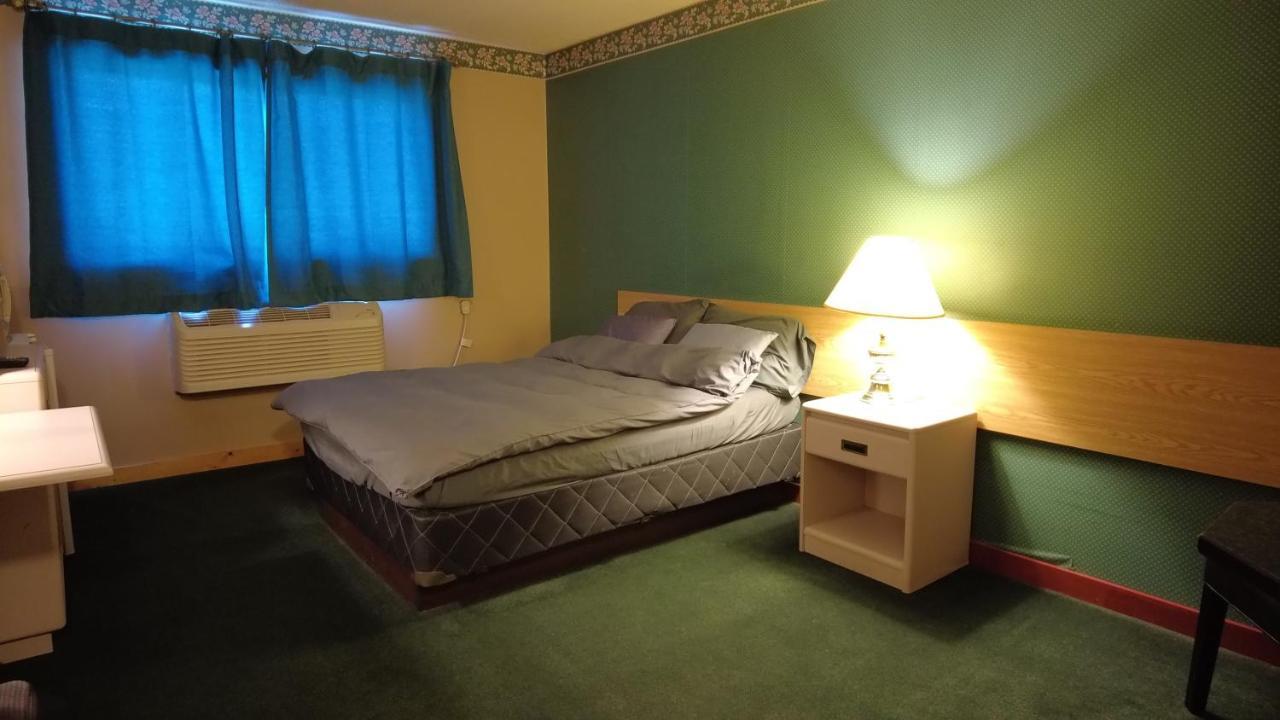Sundre Motor Inn Экстерьер фото