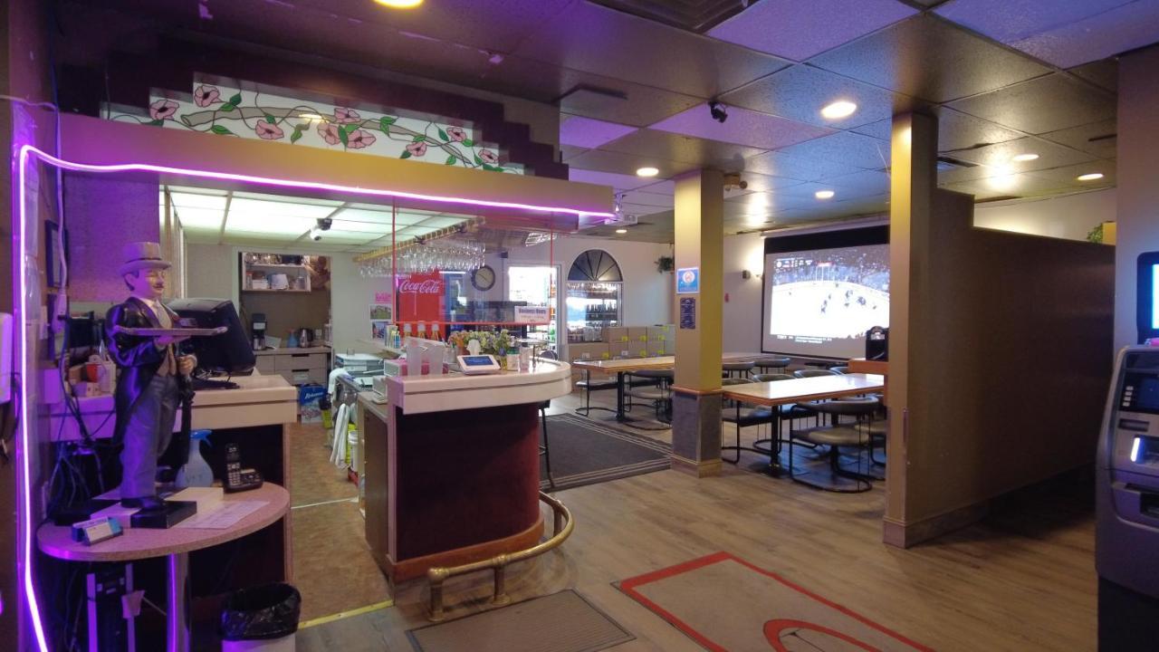 Sundre Motor Inn Экстерьер фото