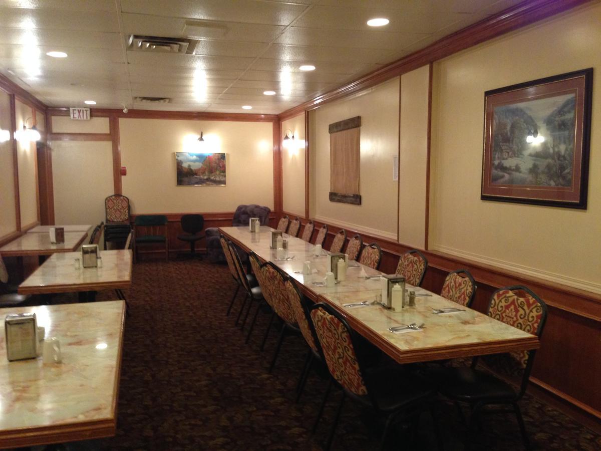 Sundre Motor Inn Экстерьер фото