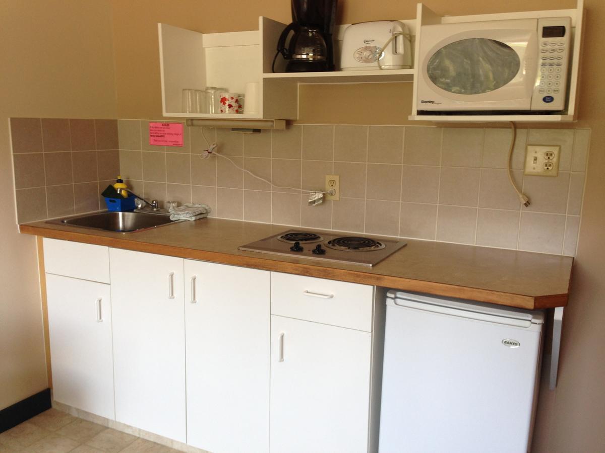 Sundre Motor Inn Экстерьер фото